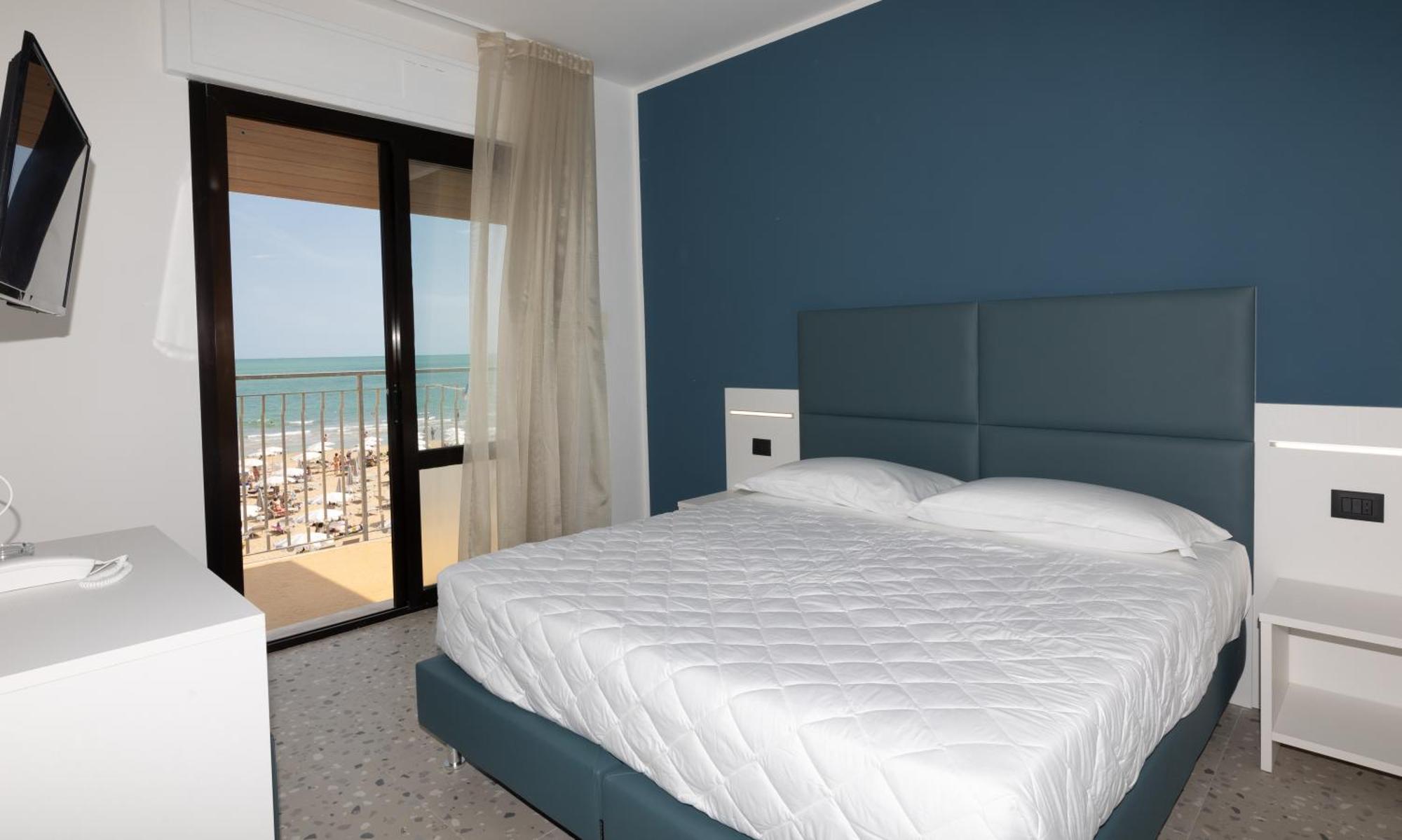 Hotel Delaville Frontemare Lido di Jesolo Exterior photo